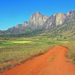 La pista verso il massiccio dell'Andringitra